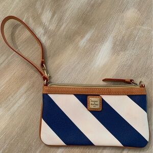Dooney and Bourke wristlet